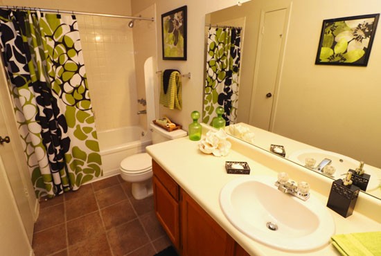 Hillside-Apartments-Shreveport-model-Vanity