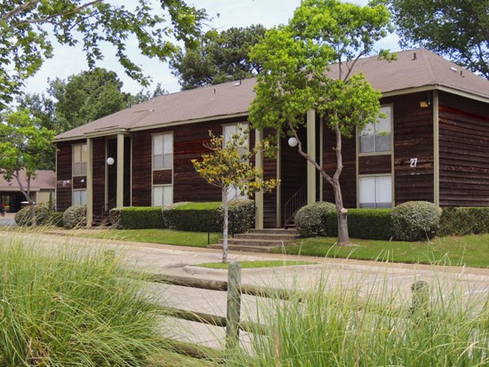 Aspen apartments frontage