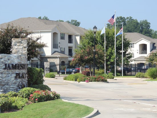 JamesTown Place Apartments Gates