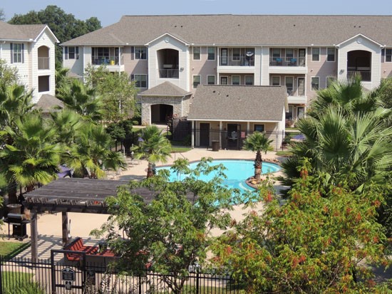 JamesTown Place Apartments Bossier Pool