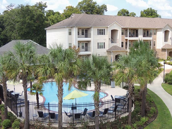 JamesTown Place Apartments Bossier Pool