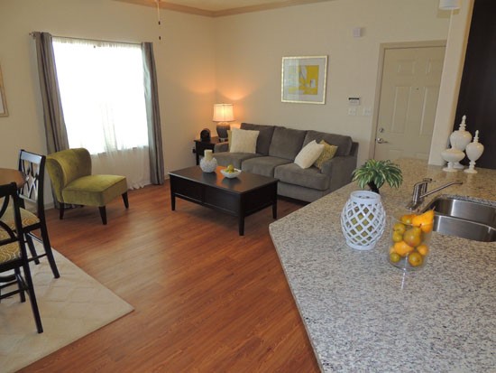 JamesTown Place Apartments Bossier Dining