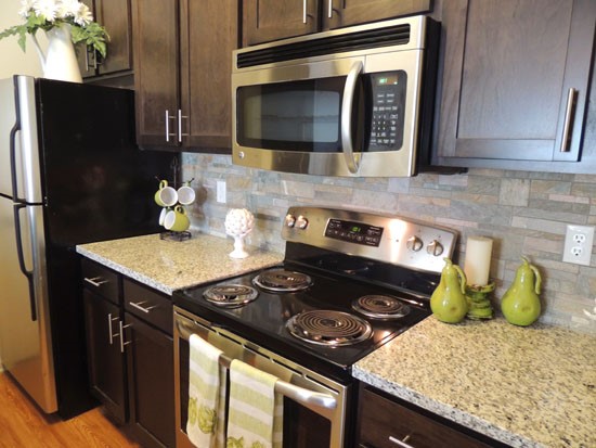 JamesTown Place Apartments Kitchen