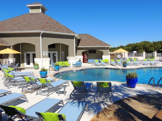 Canebrake-Shreveport-great-pool-Aptshopper