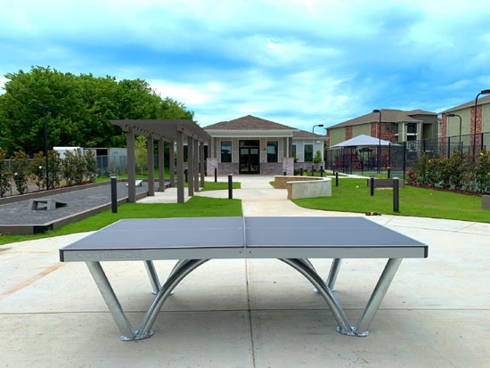 Canebrake-Apartments-in-Shreveport-ping-pong-table-tennis