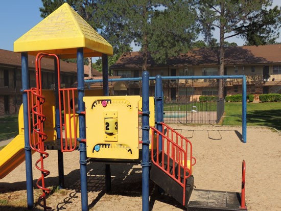 Castlewood Apartments Awesome Playground In Shreveport