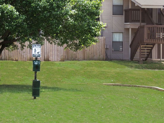 Cedar Creeks Doggy Walking Trail with Poop Station