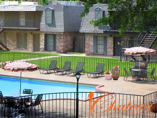 Chateau-Shreveport-Apts-Pool