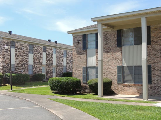 Colony Square Apartments Front Buildings In Apartment Complex