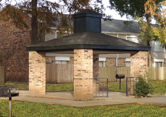 Cornerstone Apartments gazebo in courtyard with multiple grills
