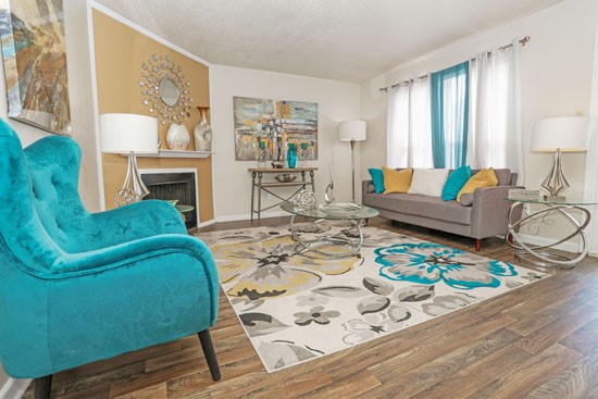 The_Drake-Apartments-model-living_room