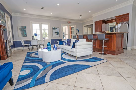 Ultris-Island-Park-Shreveport-clubhouse-living