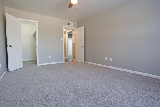 Orleans-Square-Vacant-Bedroom-closets