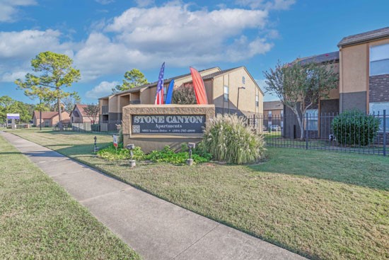 Stone_Canyon-Shreveport-front