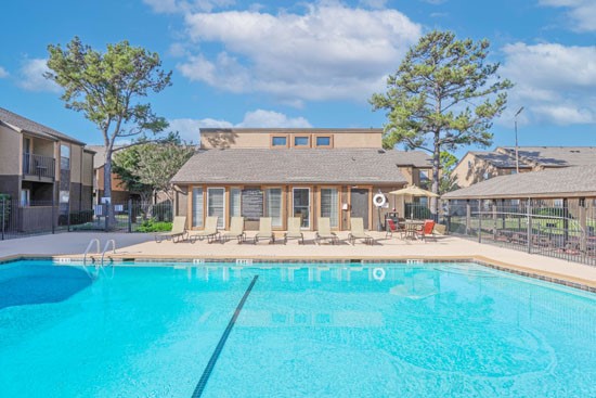 Stone_Canyon-Shreveport-Pool-area
