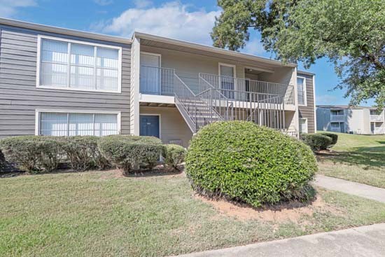 Maplewood Building Front