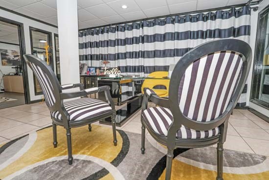 Maplewood Clubhouse lounge