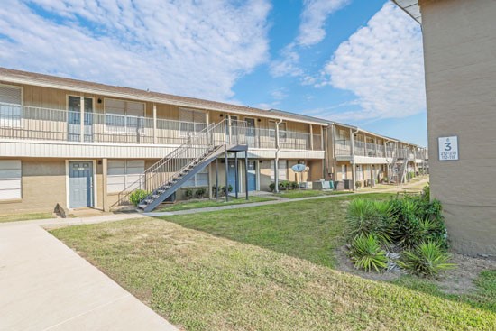 The Creole Apartments Shreveport greenspaces