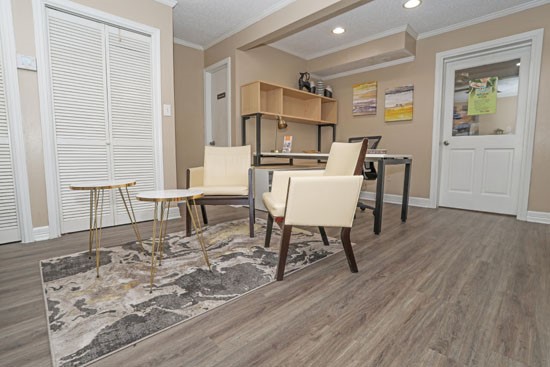 Creole Shreveport Leasing Office2