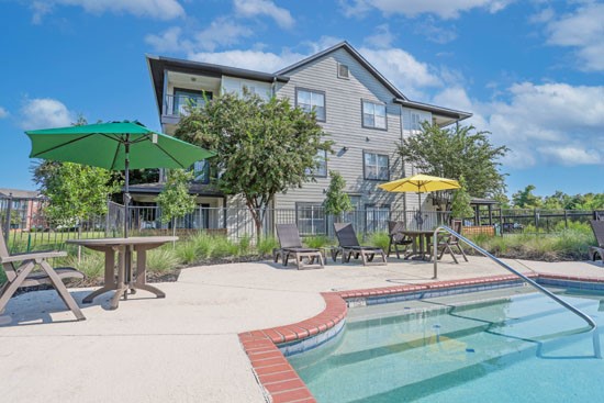 Ultris-Island-Park-Shreveport-Pool-zoom