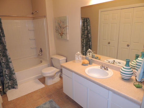 Ultris Island Park Shreveport Apartments Bathroom