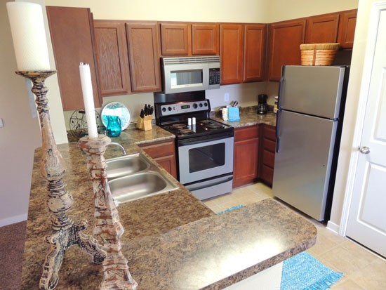 Island Park  Apartments Kitchen