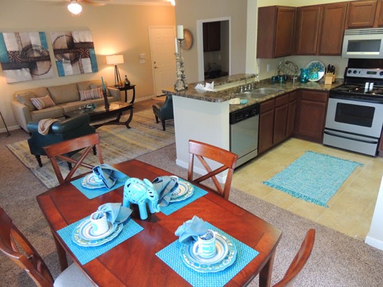 Island Park  Apartments Kitchen