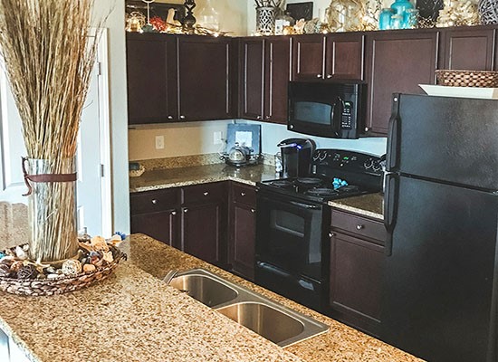 LeRivage-Apartments-Model-granite-countertops-Kitchen