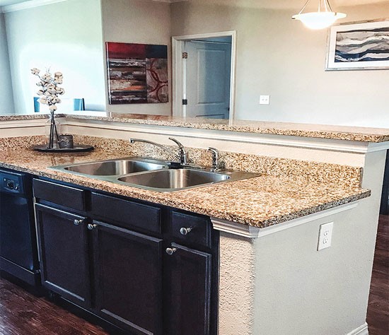 LeRivage-Apartments-in-Bossier-Model-Kitchen