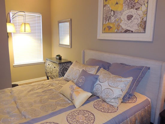 Lexington-Place-Apartment-in-Bossier-model-bedroom-bed