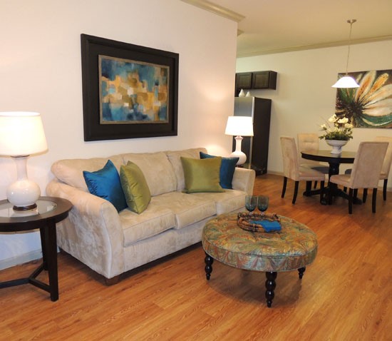 Lexington Place Apartments Living Room