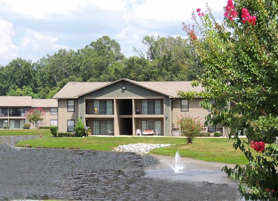 Nantucket Harbor Apartments Lake
