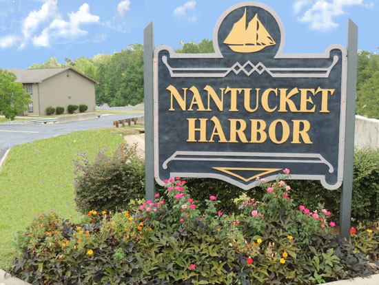 Nantucket Harbor Apartments Sign