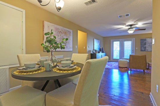 Reserve of Bossier City Apartments separate dining room