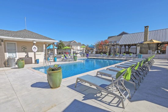 Reserve at Bossier LA pool deck best