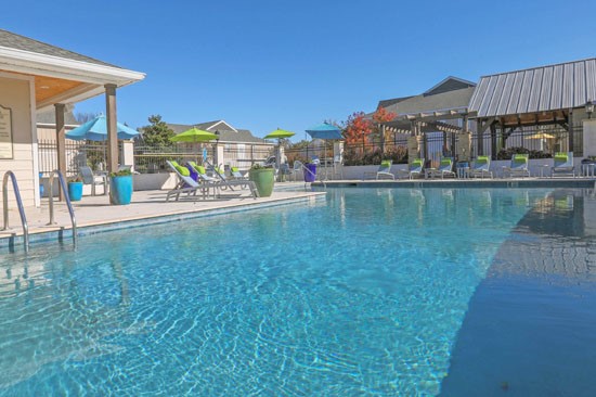 Reserve of Bossier City LA Apartments pool new