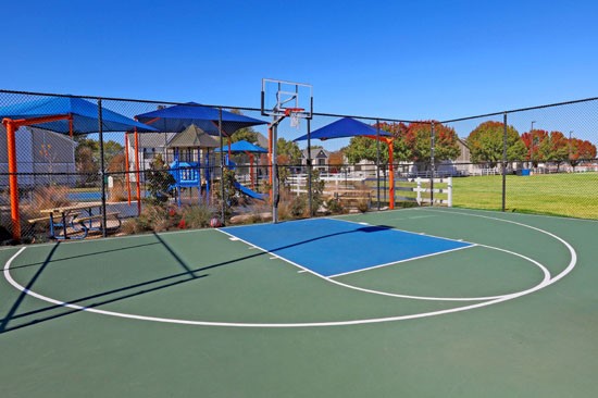 Reserve at Bossier City LA Apartments basketball court