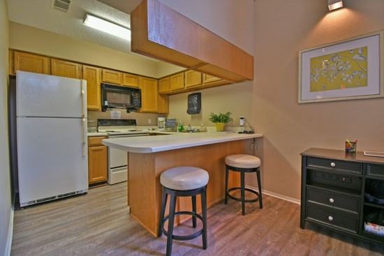 Sommerset Apartments clubhouse kitchen