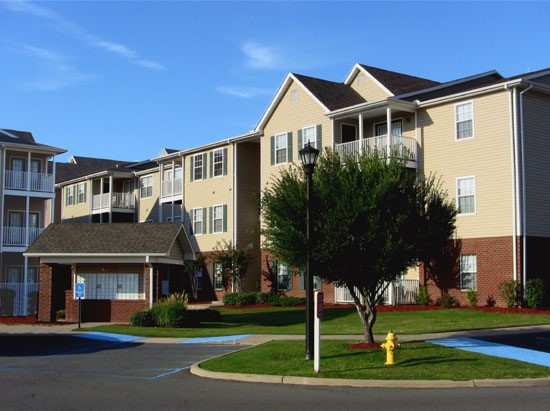 Front The Summit of Shreveport Apartment Homes