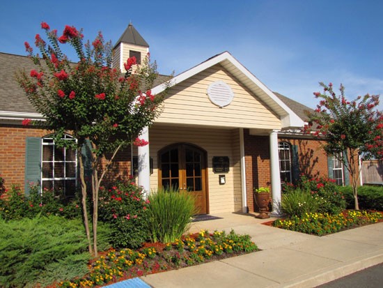 Front The Summit of Shreveport Apartment Homes