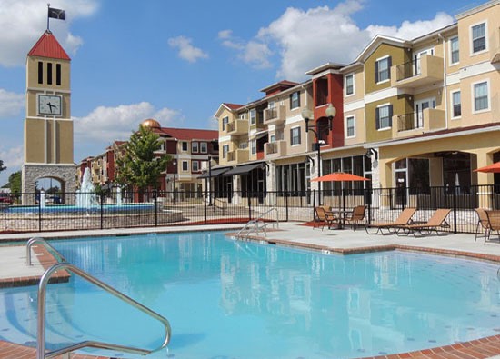Villaggio Apartments Pool bossier city