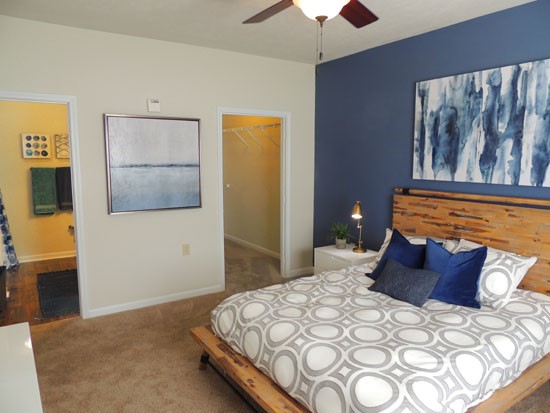 Landing_Willow_Bayou_Apartments_Bossier_City-Model-Bedroom-Ceiling_Fan