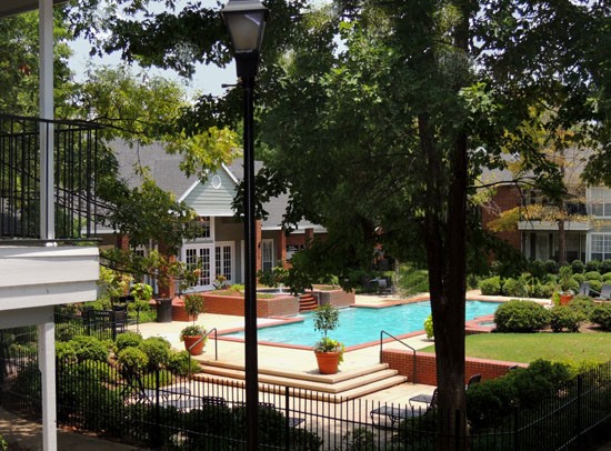 Willows at Wright Island Apartments Pool