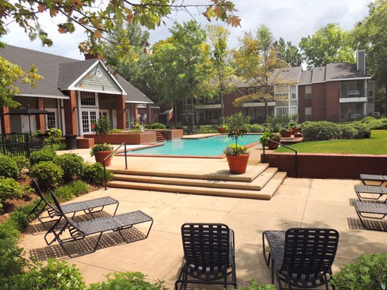 Willows at Wright Island Pool