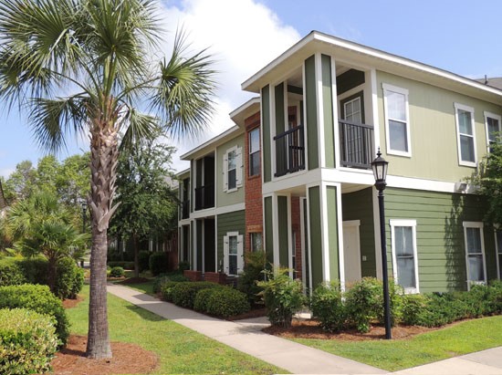 Reflections of Island Park Apartments Front