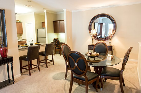 Reflections of Island Park Apartments Dining Room