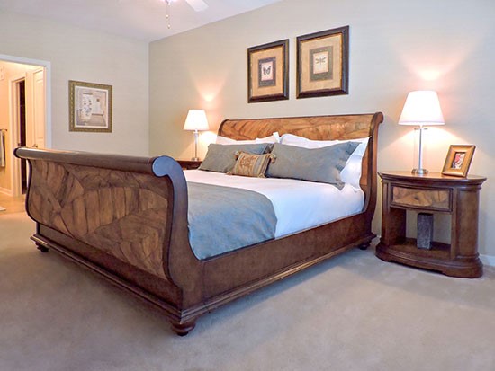 Reflections of Island Park Apartments King Master Bedroom